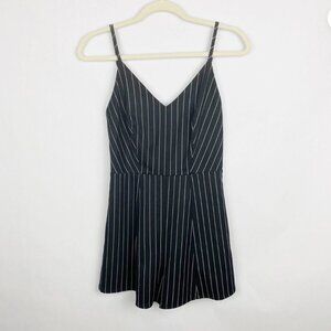 Line & Dot Pin Stripe Romper Black White V-Neck Open Back Womens Size Small